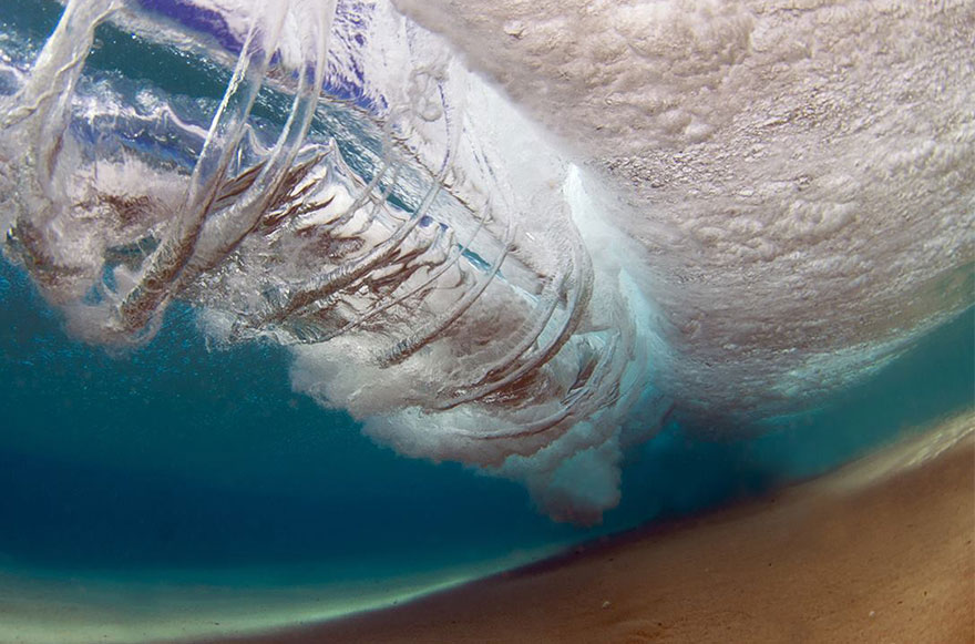 Ошеломляющие волны в фотографиях Кларка Литтла-14