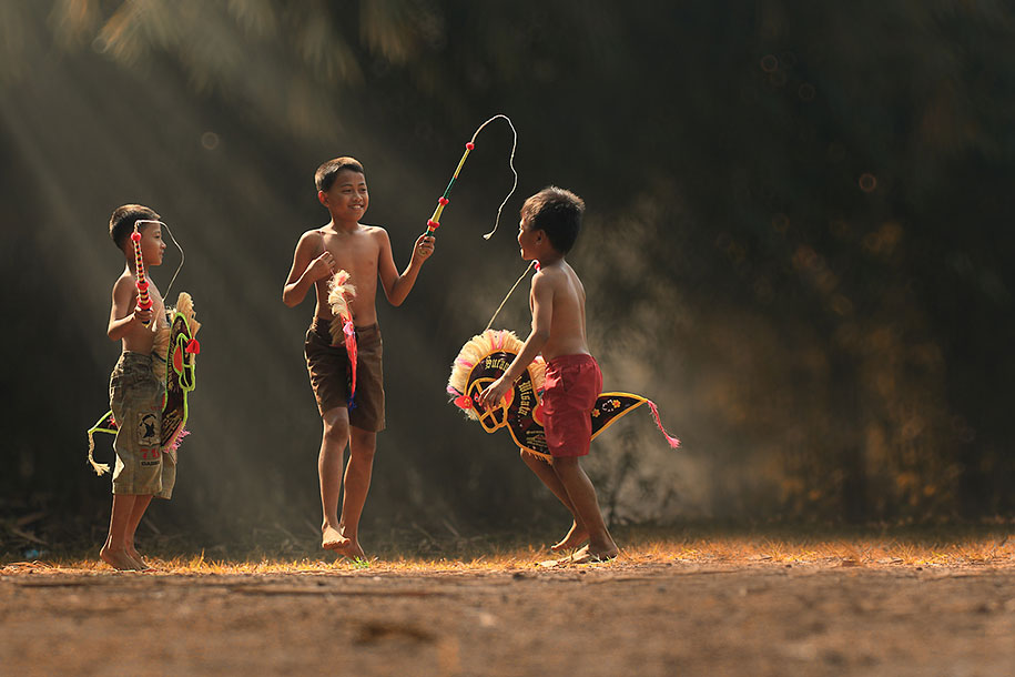 Будни сельских жителей Индонезии в ярких фотографиях-15