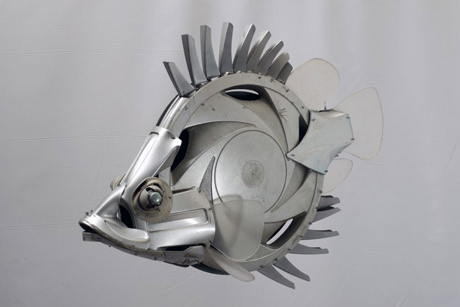 Скульптуры из автомобильных дисков от Птолемея Элрингтона-leaf-fish