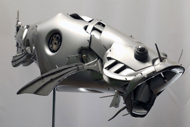 Скульптуры из автомобильных дисков от Птолемея Элрингтона-electric-catfish