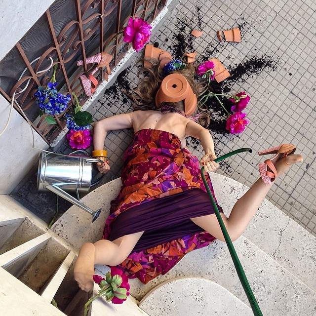 Трагикомичные падения людей в фотографиях Сандро Джиордана-1