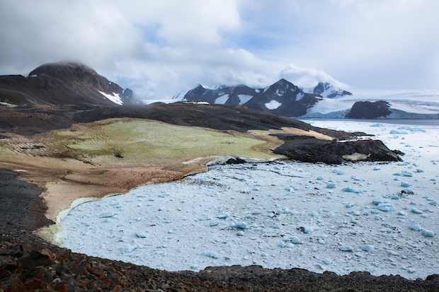Красочные пейзажи Антарктиды от Гастона Лакомба_0008