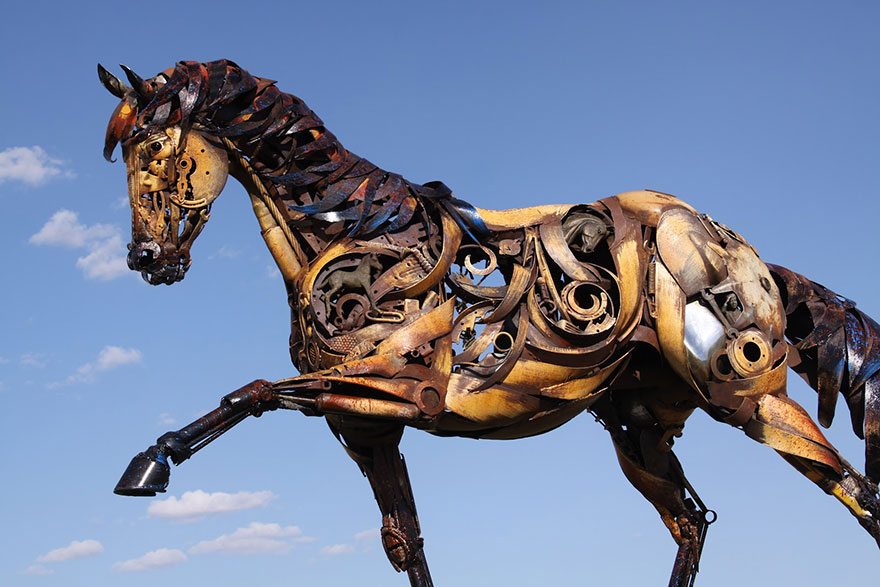 Скульптуры из металлолома от Джона Лопеса-14