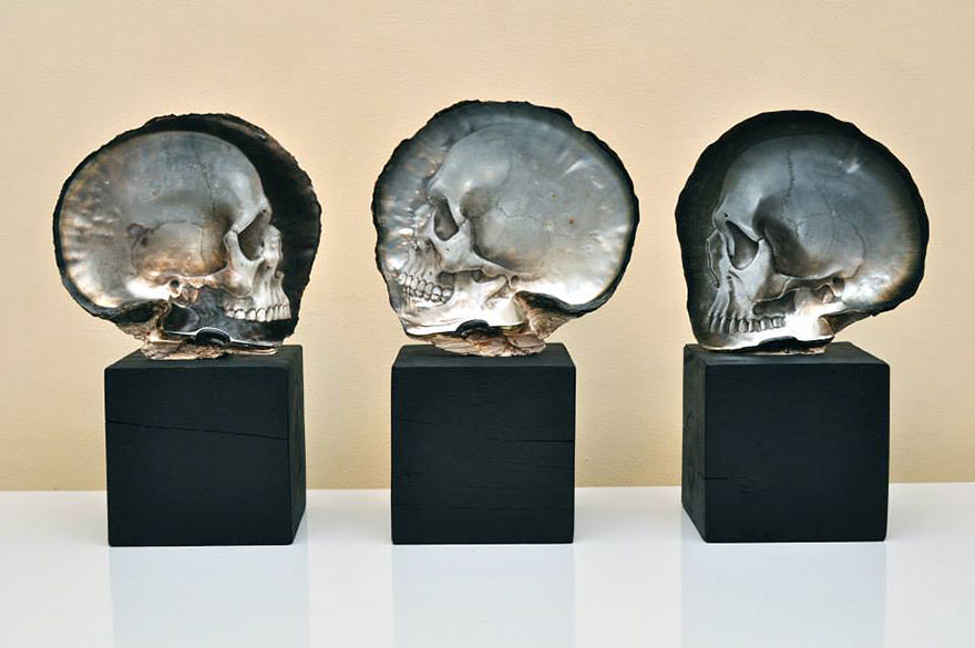 Нежные черепа из перламутровых ракушек от Грегори Халили-10