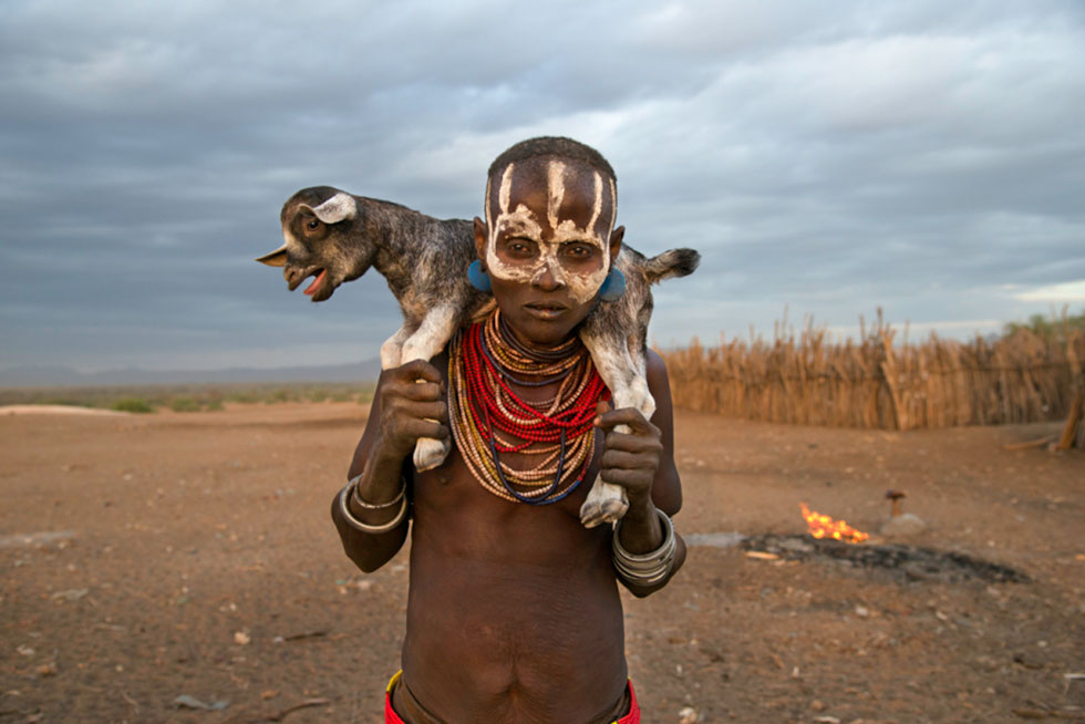 Дети Африки - фотографии Стива МакКарри-09