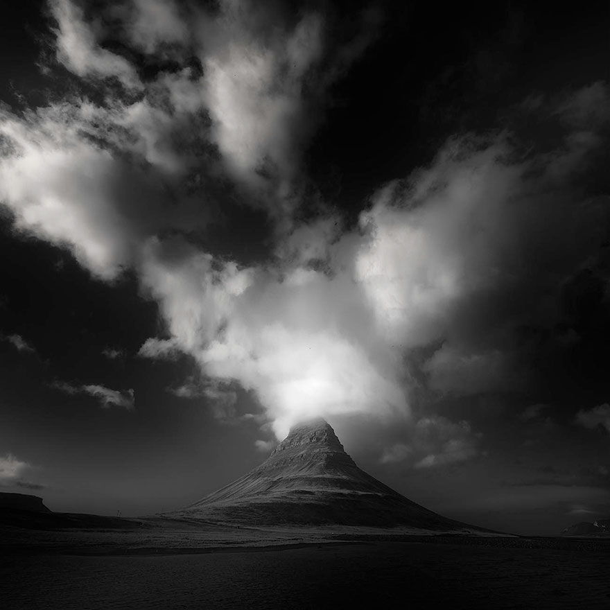 Голубая Исландия: потрясающие инфракрасные фотографии исландских пейзажей-19