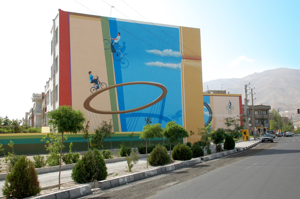 Уличное искусство в Иране от художника Мехди Гадианлу