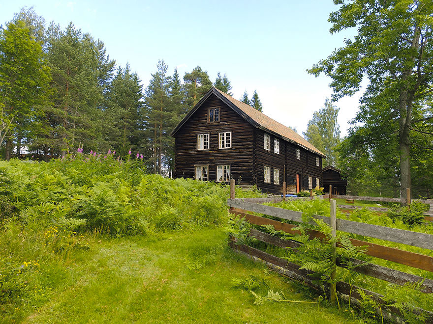 Старый деревянный дом в Норвегии