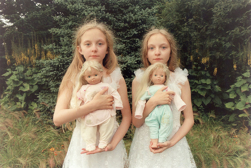Исландские девочки-близнецы, которые видят одинаковые сны. Фотопроект Арико Инаока