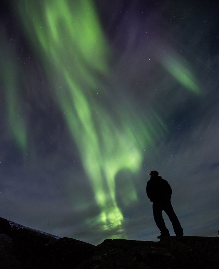 Селфи с Авророй: 29 потрясающих автопортретов на фоне полярного сияния