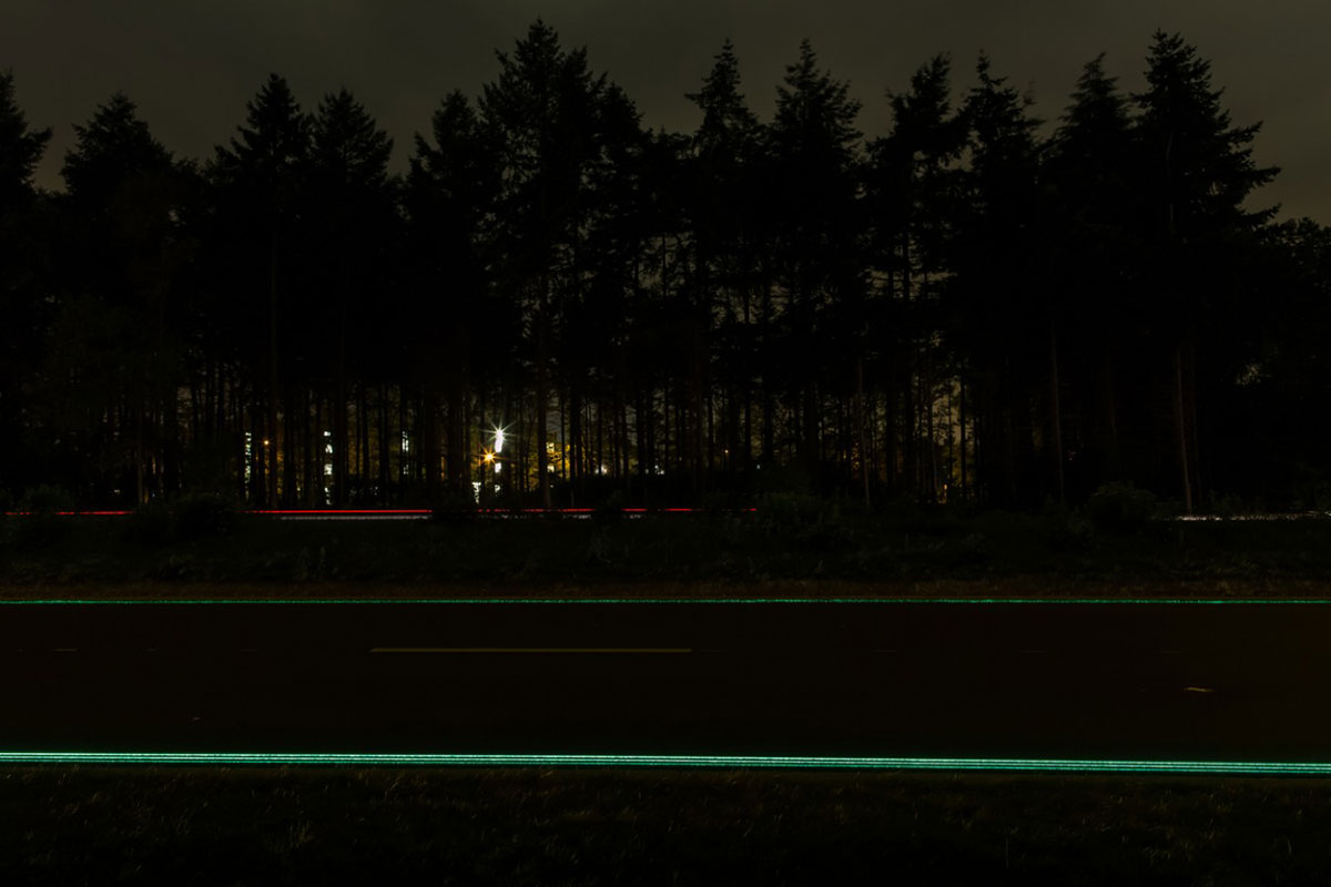 В Нидерландах появилось «смарт шоссе», которое облегчает вождение ночью - 1