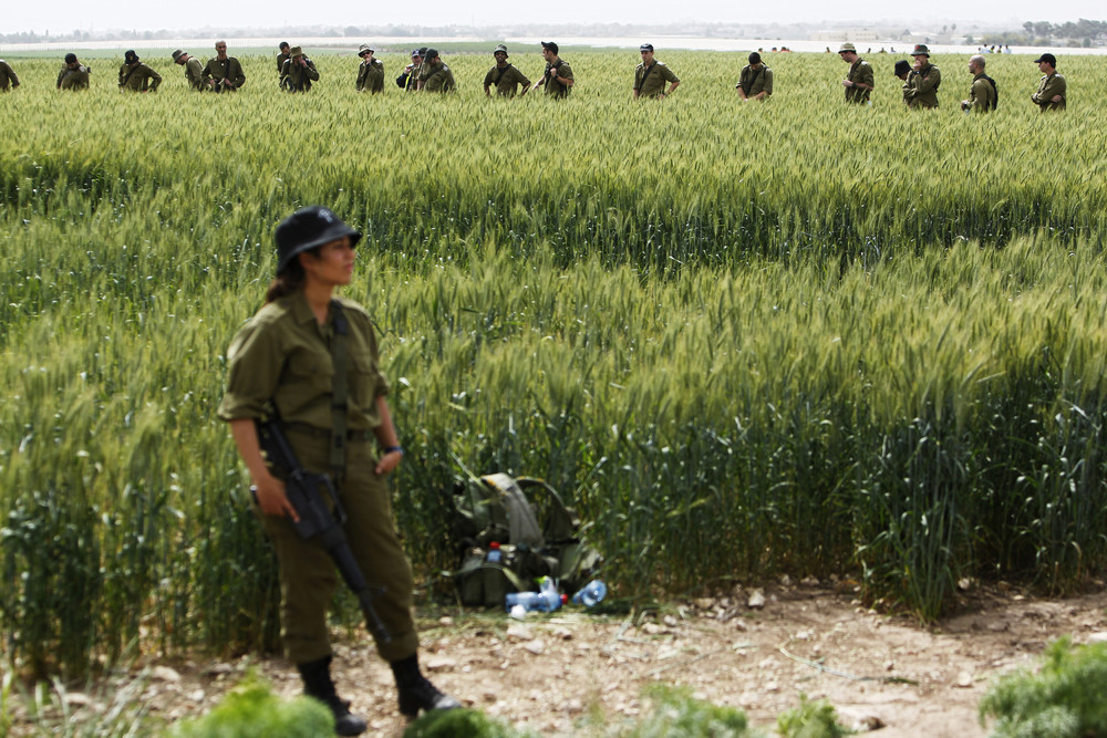 Армейский фоторепортаж: Женщины в израильском батальоне «Каракал» - 10