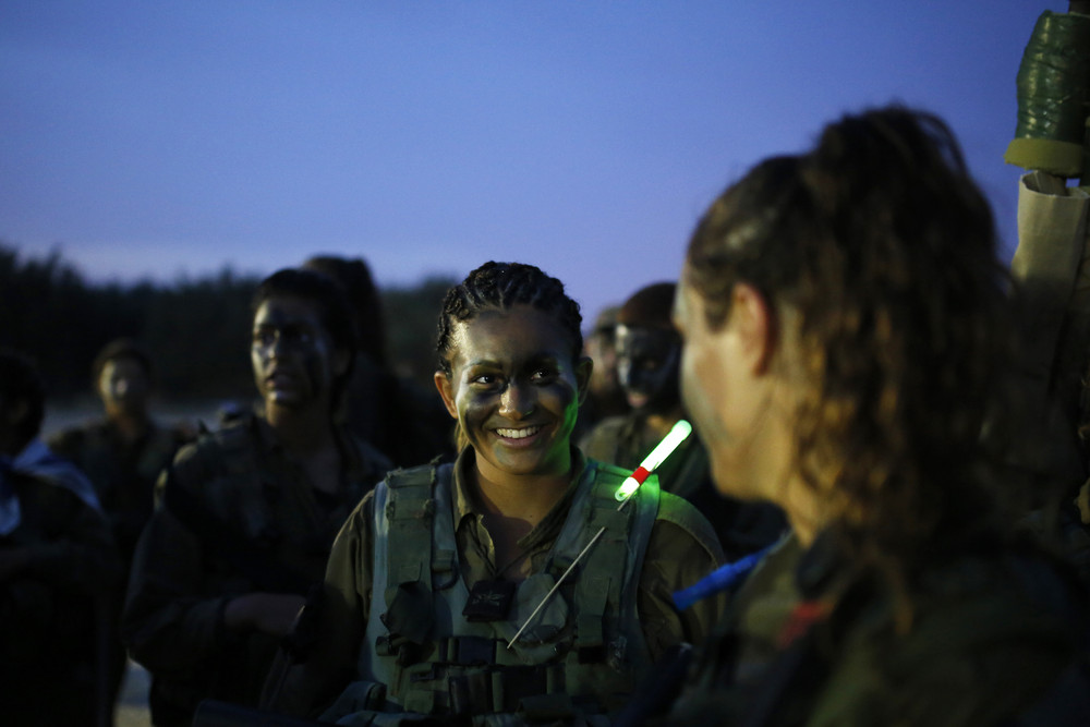 Армейский фоторепортаж: Женщины в израильском батальоне «Каракал» - 12