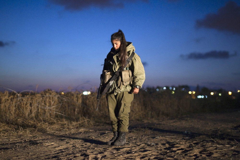 Армейский фоторепортаж: Женщины в израильском батальоне «Каракал» - 13