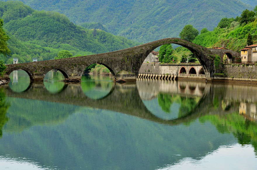 Старинные загадочные мосты со всего мира - 40 фото - 23