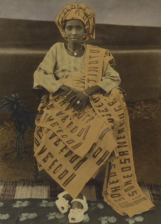 Редкие портреты нигерийского королевского двора с середины 1900-х - 7