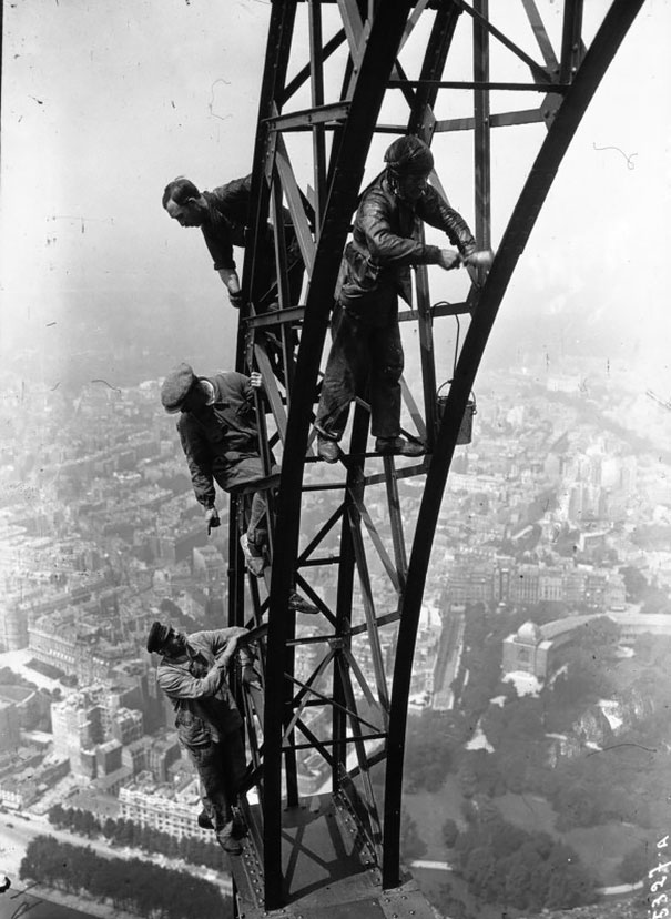 Эйфелева башня, 1932