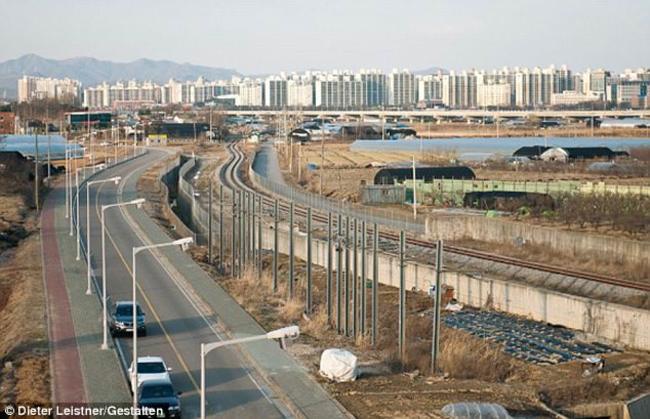 Две такие разные Кореи: 22 фотографии о разительных отличиях двух стран - 12