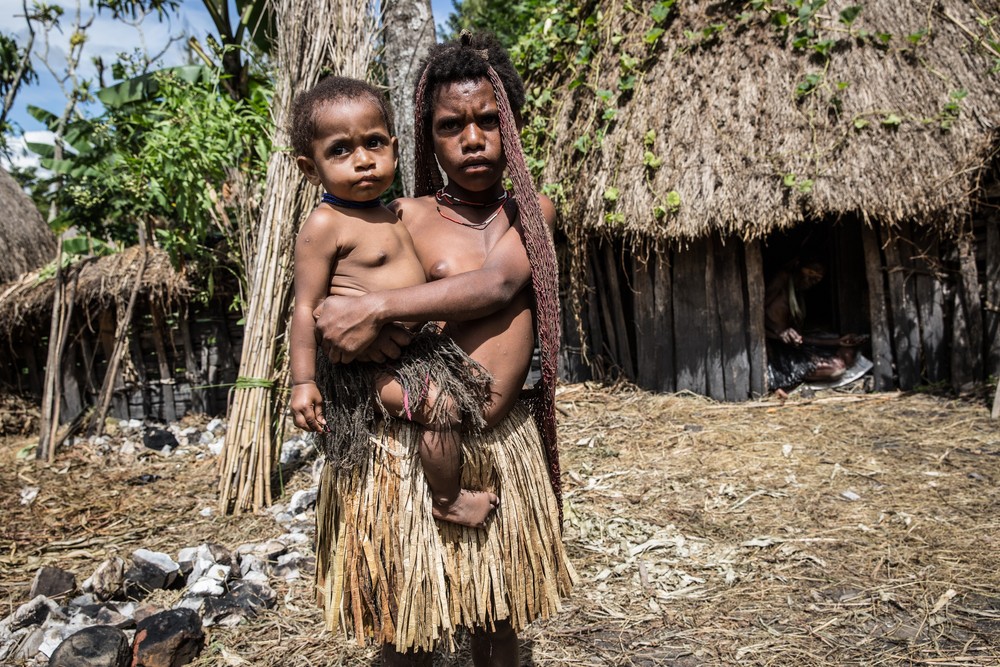 Племена папуасов - фоторепортаж из долины Балием - 11