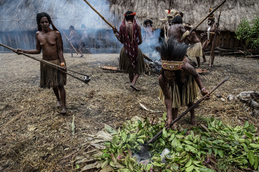 Племена папуасов - фоторепортаж из долины Балием - 4