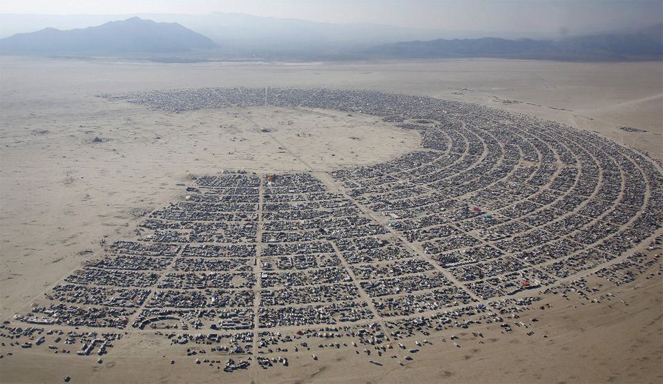 aerial-view-of-the-burning-man-music-festival