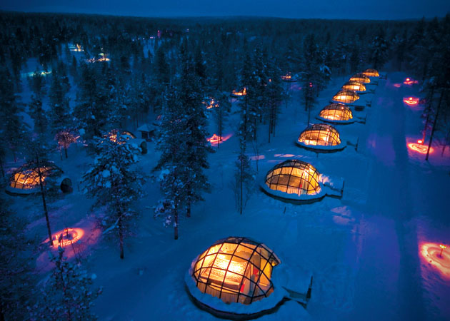 Hotel-Kakslauttanen-Glass-Igloo-Village-Hotel-in-Finland-1