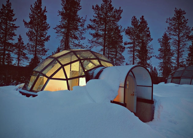 Hotel-Kakslauttanen-Glass-Igloo-Village-Hotel-in-Finland-2