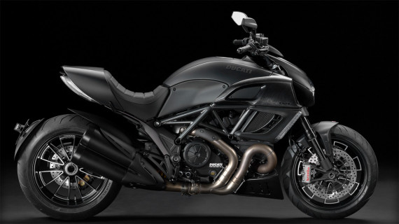 ducati-diavel-dark-motorcycle-05