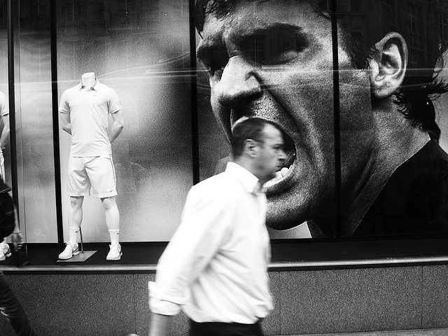 Исключительные моменты в уличной фотографии - черно-белая коллекция - 25