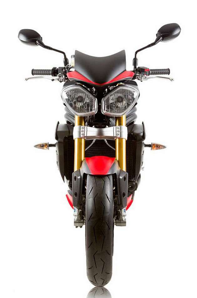 Triumph-Speed-Triple-R-Dark-Motorcycle-32