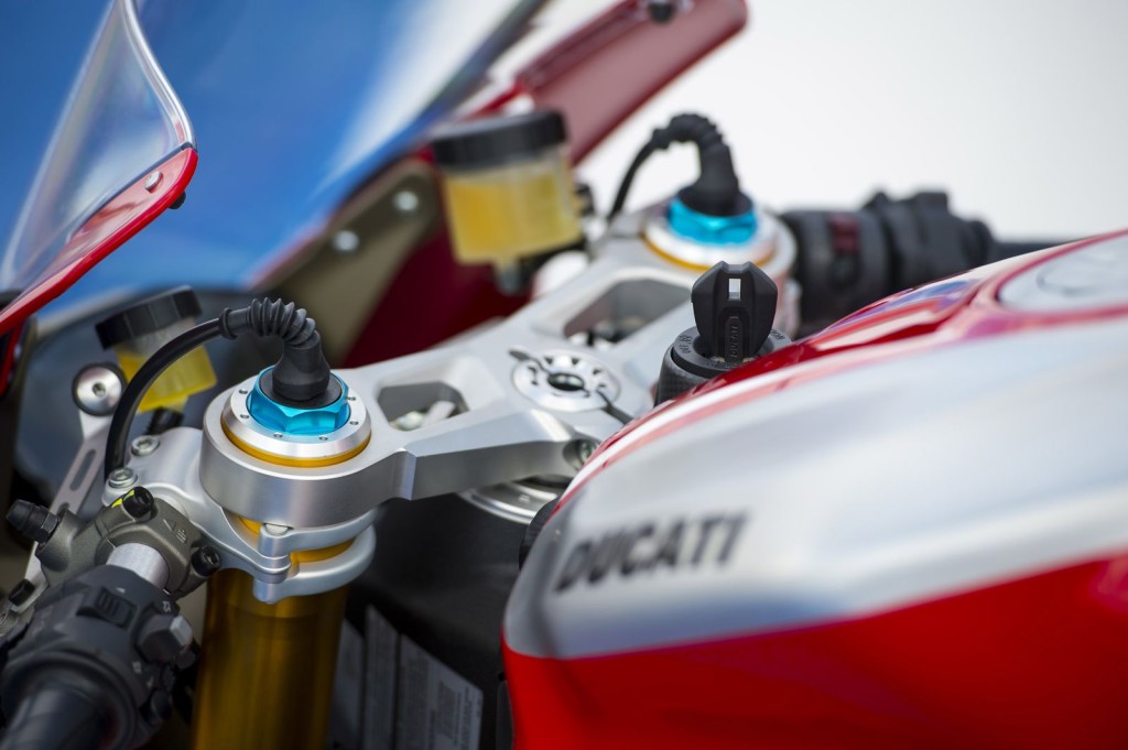 2013-Ducati-1199-Panigale-R-14-1024x681