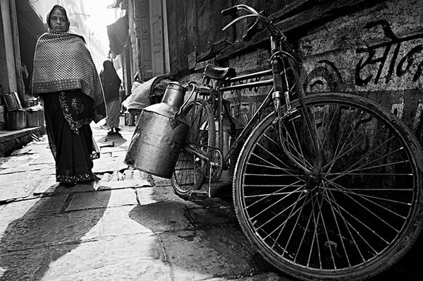 indian street photography bw 10