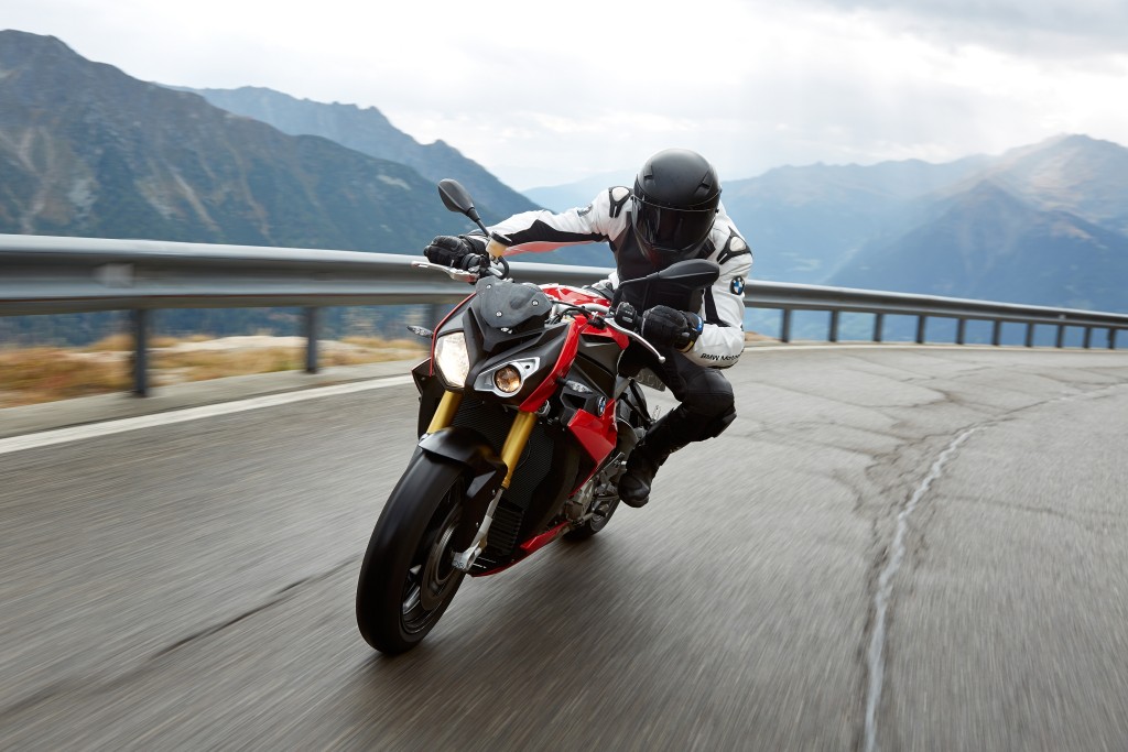 2014-bmw-s1000r-even-more-evil-than-the-rr-photo-gallery 18-1024x683