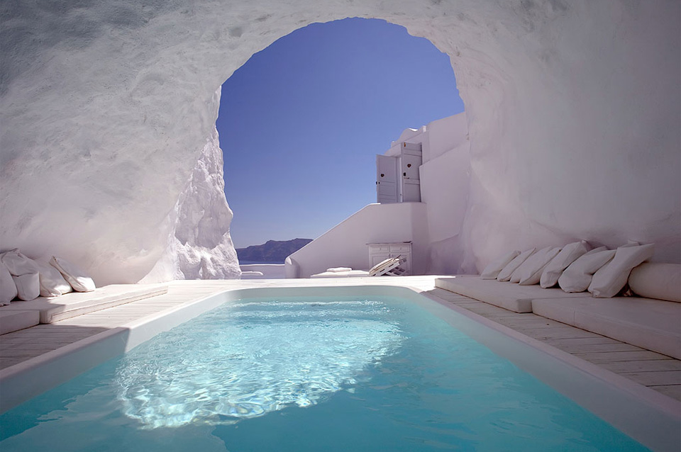 cave-pool-santorini-greece02