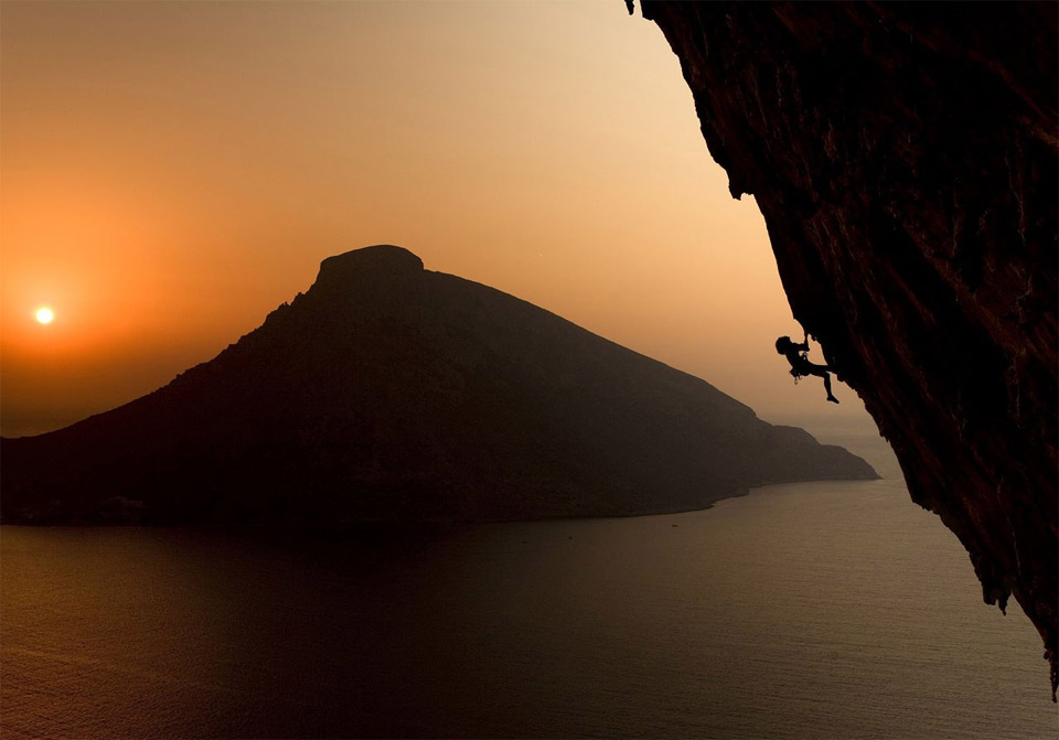 climbing-on-the-greek-island-of-kalymnos-at-sunset09