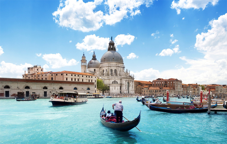 1blue-grand-canal-and-basilica-venice