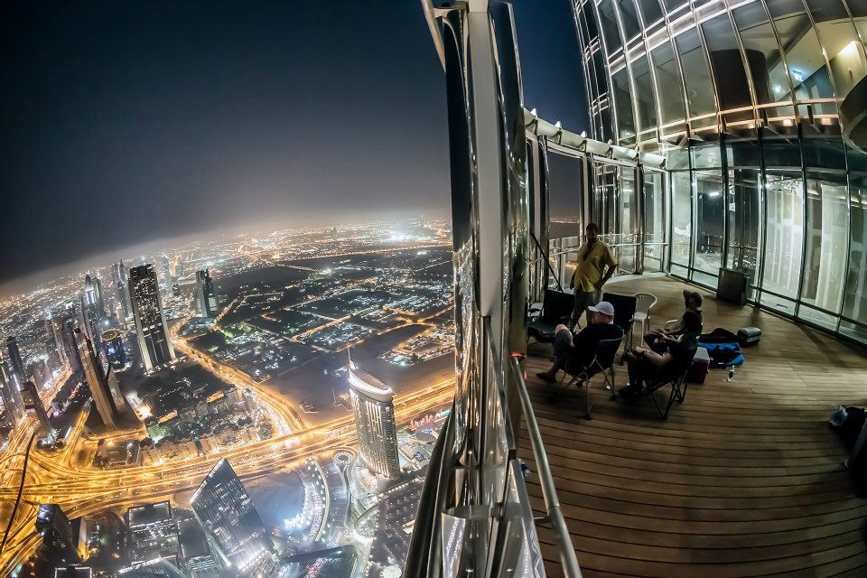 6a-view-from-burj-khalifa-at-night