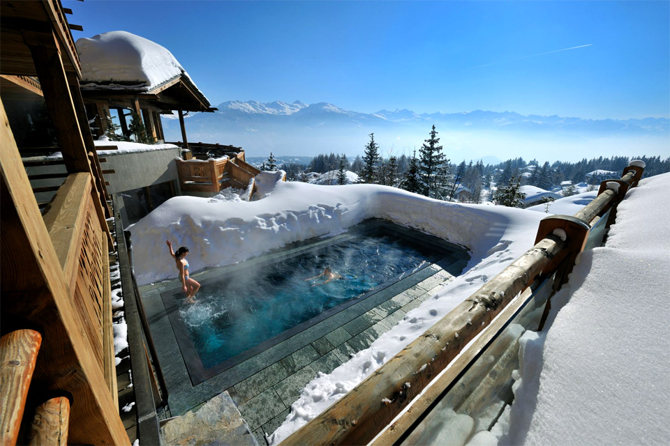 9hot-pool-at-cold-alps