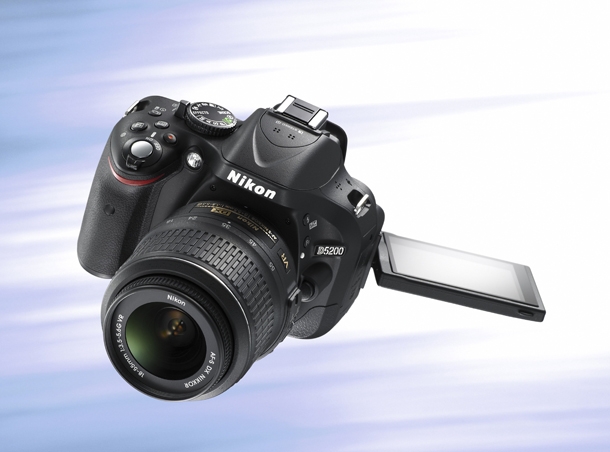 Nikon D5200 или D3200 - помощь в выборе