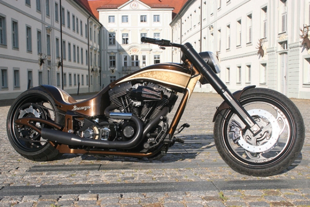 Новый чоппер Custom-Wolf Harley-Davidson