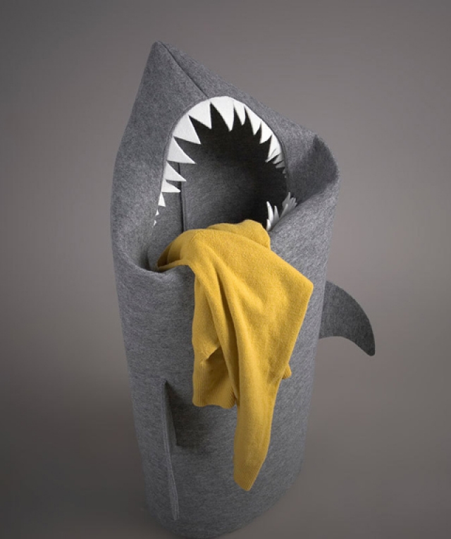 Дизайнерская акула или корзина для белья