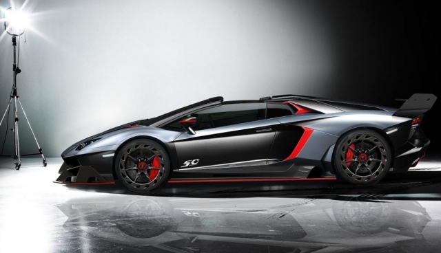 Lamborghini Aventador внешне похожий на Veneno