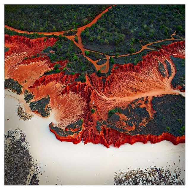 Впечатляющие абстрактные аэрофотографии Австралии от Шелдона Петита