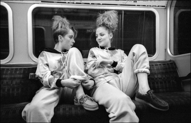 «Вниз по трубе» Пола Бальдесаре. Многообразие пассажиров лондонского метро в 1980-90-е годы