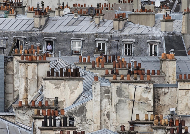В Париже даже крыши красивые. Фотограф Майкл Вольф