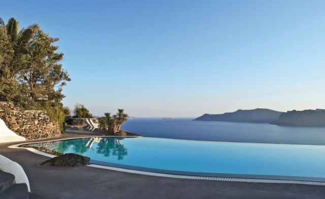 Роскошный и медитативный отдых в Ойя (Oia) на греческом острове Санторини