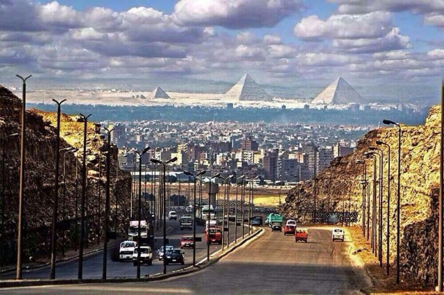 Пирамиды из Каира