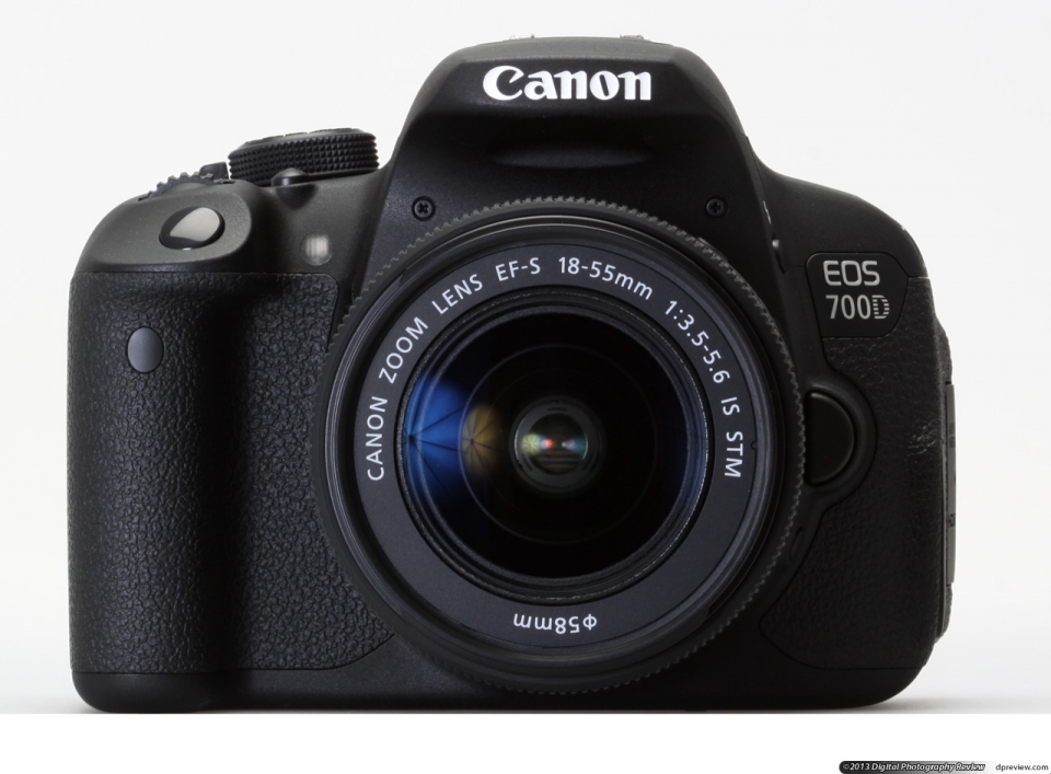 Анонс новой зеркальной фотокамеры Canon EOS 700D