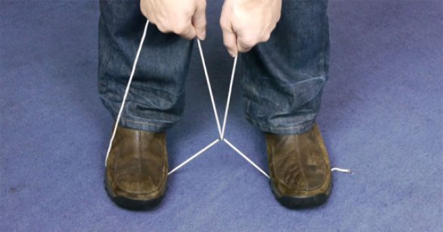 Как разрезать верёвку без ножниц или ножа - видео