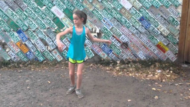 Умопомрачительный дабстеп 11-летней девочки - видео